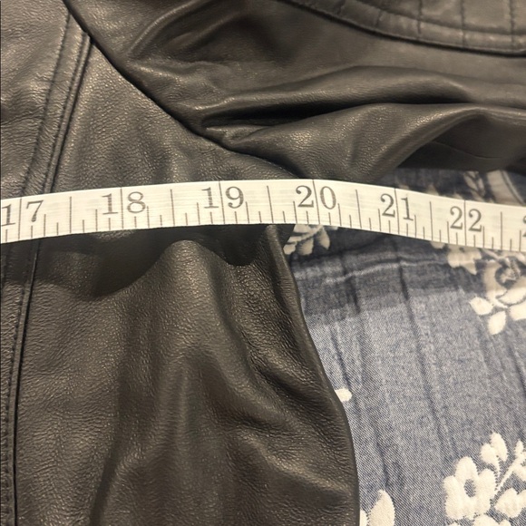 Women’s Bolvaint Paris Classic Black Lambskin Leather Bomber Jacket - Picture 13 of 17